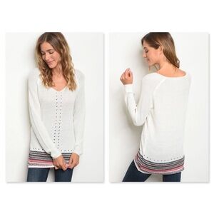 SWEATER W/ BROWN RED NAVY STRIPE HEM